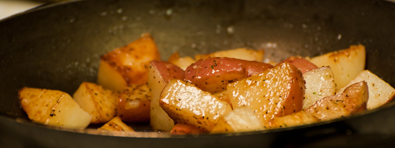 Aardappelen bakken – zo doe je het! Lees de basisbereiding op LovingPotatoes.com